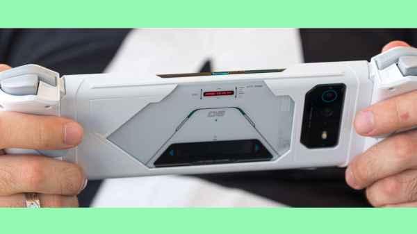 முரட்டுத்தனமான ஸ்மார்ட்போனை இறக்கிவிடும் ASUS.!