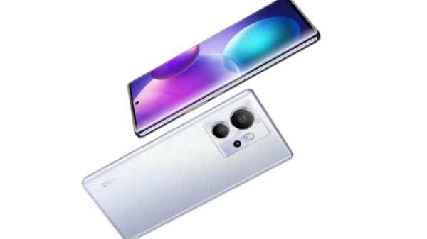 7.5 நிமிடங்களில் முழு சார்ஜ்  5ஜி போனை இறக்கிவிடும் Infinix.!