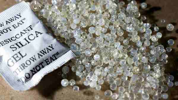 Mobile போன் தண்ணீரில் விழுந்தால் அரிசி பையில் வைக்க கூடாதா? ஏன்?