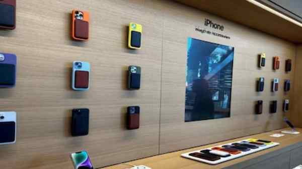 இந்தியாவில் Apple நிறுவனத்தின் முதல் விற்பனையகம்.. மாஸ்டர் பிளான்.!