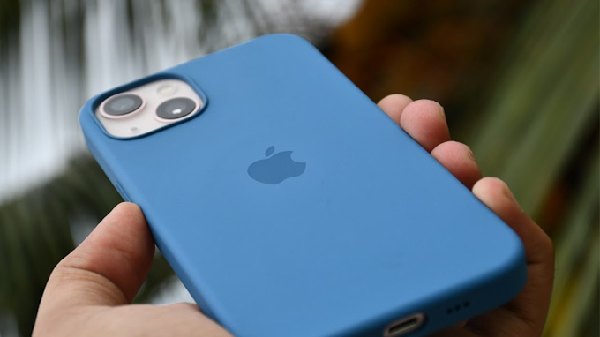 iPhone ஆர்டர் போட்ட டம்மி போன் வருதா? டெலிவரி எக்சிகியூடிவ் கைவரிசை!