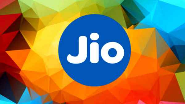  தினமும் 2.5ஜிபி டேட்டா தராங்க! அதுவும் கம்மி விலையில்: அசத்தும் Jio.!