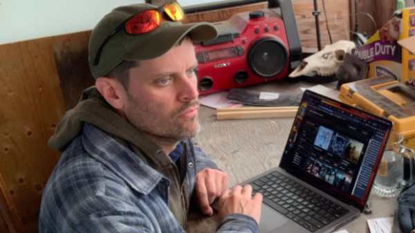 ChatGPT மூலம் கதை எழுதி ரூ.1.65 லட்சம் சம்பாதித்த எழுத்தாளர்.. எப்படி?