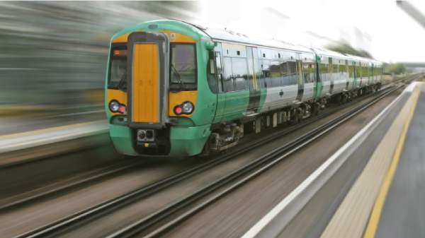 யார்ரா நீங்கலாம்.. ChatGPT மூலம் போலியாக ரயிலையே கவிழ்த்த சீனாக்காரன்!