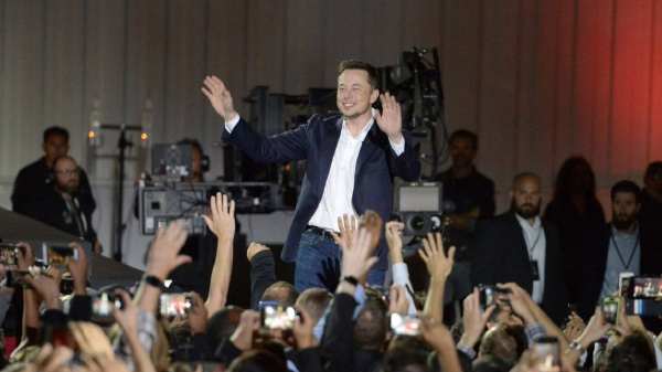 ஹோட்டல் ரூம்மாக மாறிய Twitter ஹெட் ஆபீஸ்.. Elon Musk செய்த சம்பவம்! 