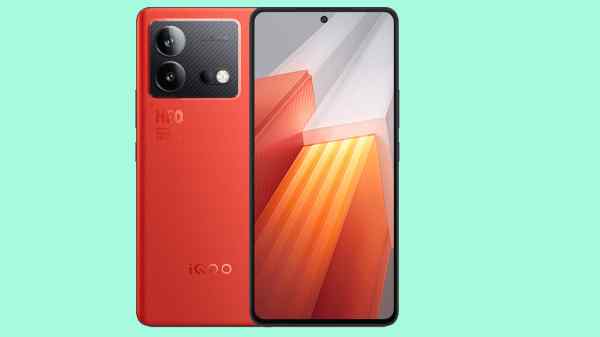 இரண்டு புதிய iQOO 5G  ஸ்மார்ட்போன்கள் அறிமுகம்.! என்ன விலை?