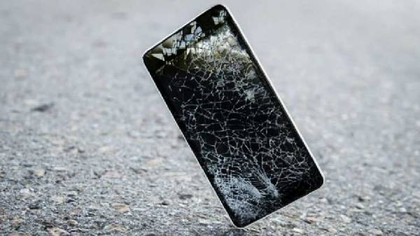 Mobile இன்சூரன்ஸில் என்ன சேதங்கள் கவர் ஆகும்? ஏன் இது முக்கியமானது?