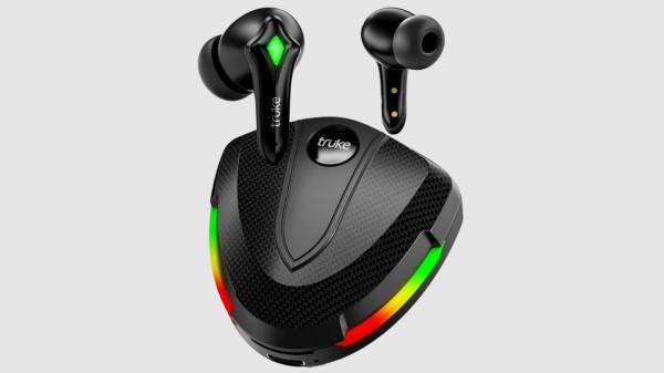 ரூ.899 விலையில் RGB லைட்டுடன் இப்படி ஒரு கெத்தான Earbuds சாதனம்-ஆ!