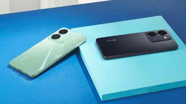 செதுக்கி வச்சுருக்காங்க! விலை வேற கம்மி! டிசைன் கிங் Vivo Y36 போன்!