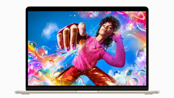 உலகின் சிறந்த 15' இன்ச் MacBook Air மாடலை அறிமுகம் செய்த ஆப்பிள்! உலகின் சிறந்த 15' இன்ச் MacBook Air மாடலை அறிமுகம் செய்த ஆப்பிள்!