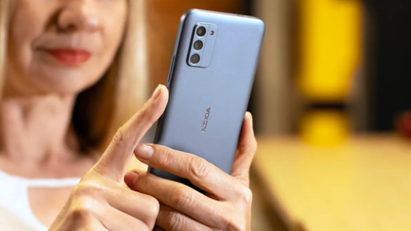 இந்த Nokia போனே போதும்னு சொல்லுவீங்க! ஏன்னா டிசைன் அப்படி இருக்கும்!