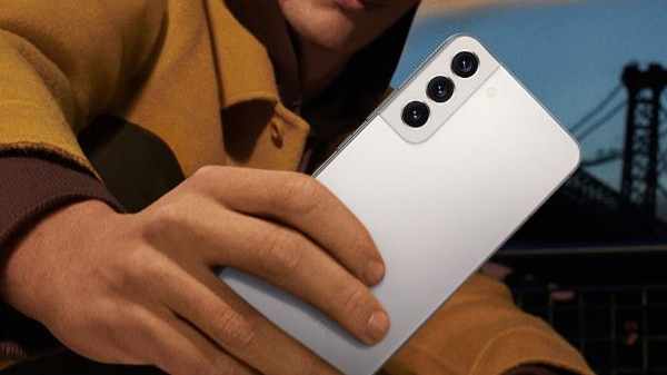 முழுசா ரூ.8,000 விலைக்குறைப்பை பெற்றுள்ள Samsung போன்.. எந்த மாடல்?