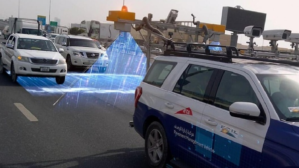 துபாய் சாலைகளில் AI உதவியுடன் லேசர் ஸ்கேன்னிங்.. பின்னணி என்ன?