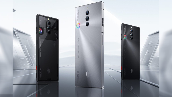 24ஜிபி ரேம் உடன் அறிமுகமானது புதிய RedMagic 5ஜி போன்.!