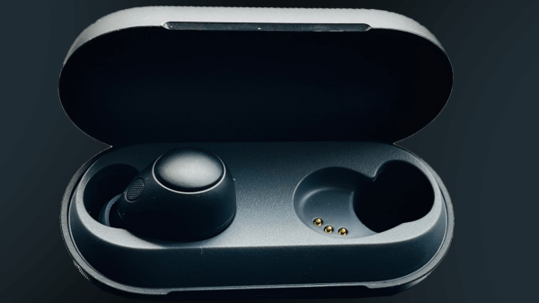 தெறிக்கவிடும் சோனி பட்ஸ்! டிசைன் வேற லெவல்! அம்சங்கள் அதுக்கும் மேல!