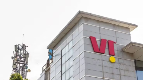 வோடபோன் எடுத்த அதிரடி முடிவு! ஒரே திட்டம் 365 நாட்கள் வேலிடிட்டி!