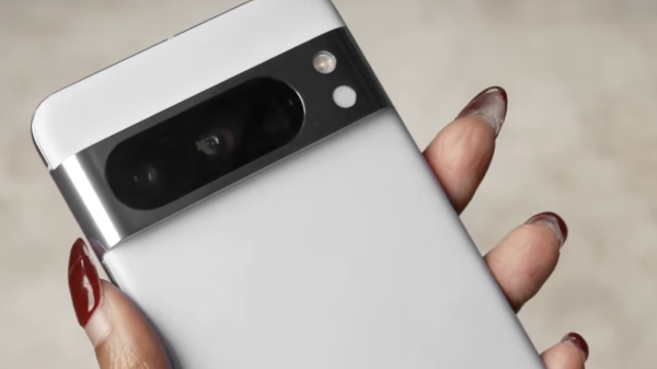 Google: 12GB ரேம் உடன் புது Pixel போன்.. என்ன மாடல்?