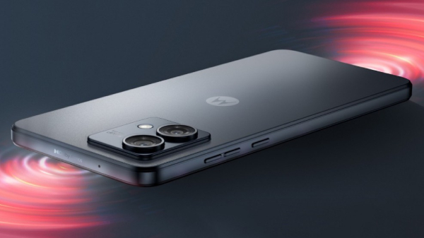 லான்ச் ஆக இன்னும் ஒரு நாள்தான் இருக்கு.. பட்ஜெட் விலை மோட்டோ போன்.. எ