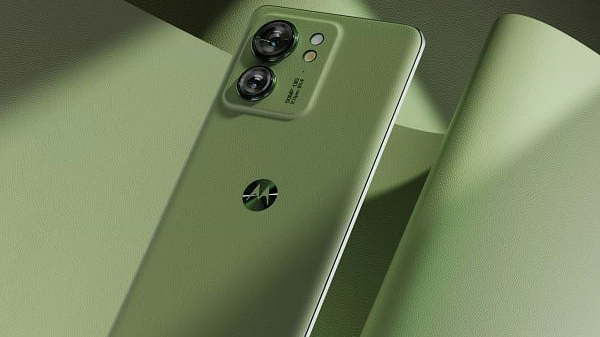 P-OLED டிஸ்பிளே, 50எம்பி கேமரா.. வருகிறது 2 Moto போன்கள்.! என்ன மாடல்?