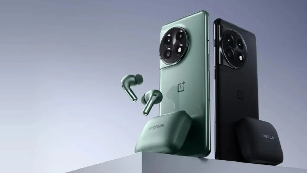 1 இல்லை.. 2 இல்லை.. மொத்தம் 3 ஒன்பிளஸ் சாதனம்.. பண்டலாக வாங்கலாம்..