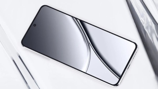 24GB ரேம்.. 1TB மெமரி.. 240W சார்ஜிங்.. 144Hz டிஸ்பிளே.. எந்த மாடல்?