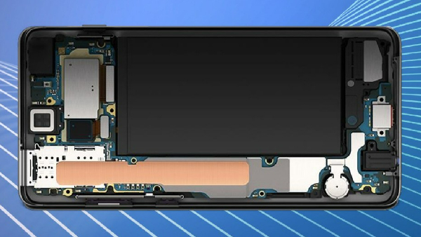 ஸ்மார்ட்போன் பேட்டரிகள் மாறப்போகிறதா? இனி சார்ஜ்ர் பவர் பேங் வேண்டாமா?