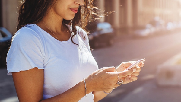 தினமும் 3 ஜிபி டேட்டா.. விடிய-விடிய இலவச டேட்டா.. என்ன திட்டம் இது?