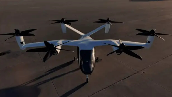 இனி வானத்திலும் டிராஃபிக் ஜாம் ஆகலாம்.. முதல் ஏர் டாக்ஸி ரெடி..