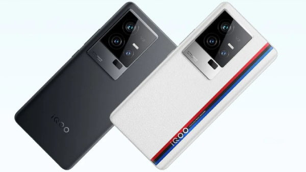 6.78-இன்ச் டிஸ்பிளே.. வருகிறது ஐக்யூ போன்கள்.. எந்த மாடல்?