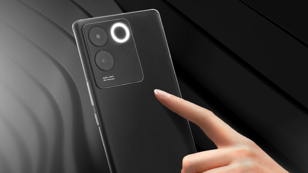 ரூ.21,499 போதும்.. 16GB ரேம்.. 64MP கேமரா.. 3D டிஸ்பிளே.. எந்த மாடல்?