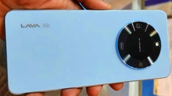 ஆளுக்கு 2 பார்சல்.. 50எம்பி கேமரா.. மலிவு விலையில் புதிய 5ஜி போன்.. 