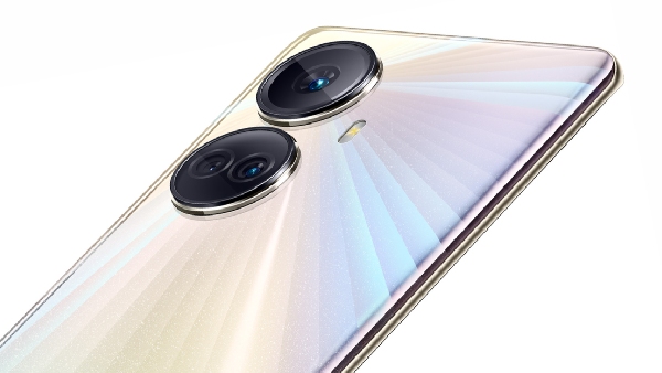 ரூ.19,949 போதும்.. 108MP கேமரா.. OLED டிஸ்பிளே.. 67W சார்ஜிங் போன்!