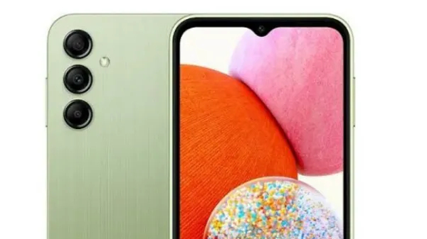 விலையை கேட்டால் நீங்களே ஒன்னு வாங்குவீங்க.. புது Samsung போன்.. 