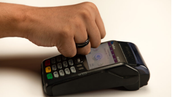 கையை நீட்டி பேமன்ட் செய்யலாம்.. மிரட்டலான ஸ்மார்ட் ரிங் அறிமுகம்.. 