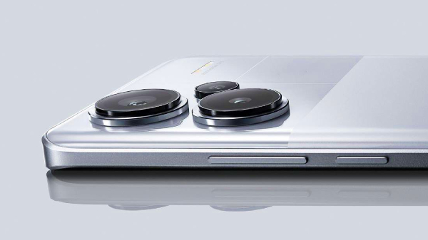 சும்மா படம் காட்டலாம்.. 200MP கேமரா.. மிரட்டும் போக்கோ போன்..