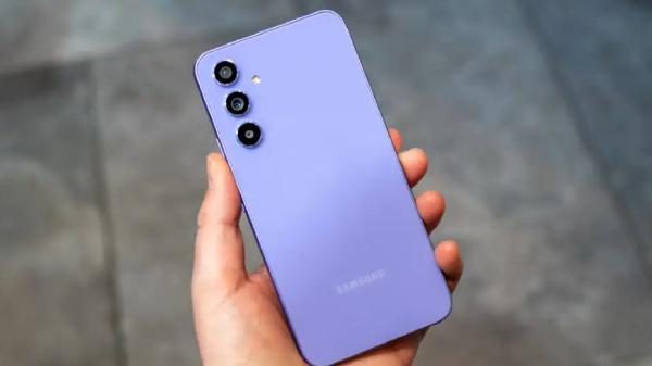 அட்டகாசமான 5ஜி போனை களமிறக்கும் சாம்சங்.. எந்த மாடல்?