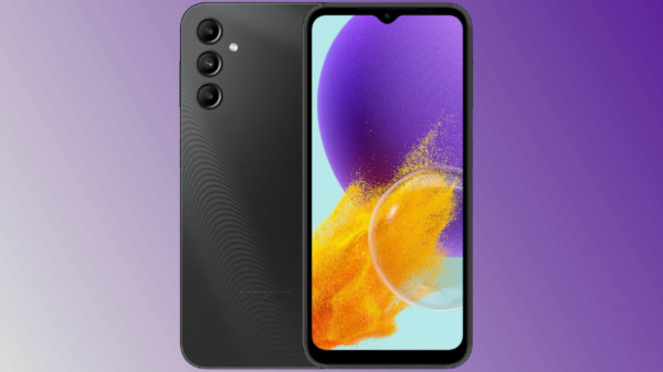 வேற லெவல் 5ஜி போனை களமிறக்கும் சாம்சங்.. எந்த மாடல்? வேற லெவல் 5ஜி போனை களமிறக்கும் சாம்சங்.. எந்த மாடல்?