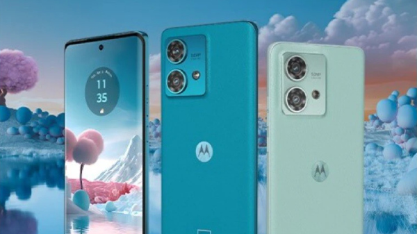 20 போன்கள் மீது பலே ஆஃபர்.. அலைமோதும் Flipkart Year End Sale!