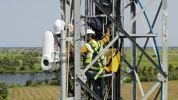Jio 5G-க்கு கடும் போட்டி அளிக்க Google Taara.. Airtel-ன் பலே திட்டம்?
