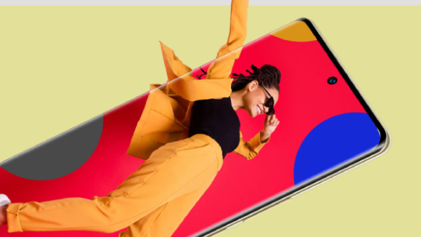 ரூ.23,999 விலை.. 3டி கர்வ்ட் டிஸ்பிளே.. 4600mAh பேட்டரி.. எந்த மாடல்?