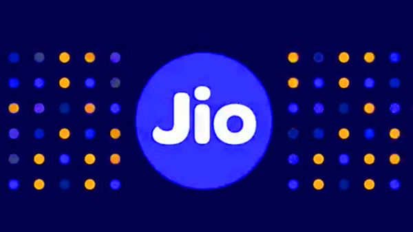 வாரி கொடுக்கும் ஜியோ.. OTT.. 2GB டேட்டா, அன்லிமிடெட் சலுகைககள்.. 