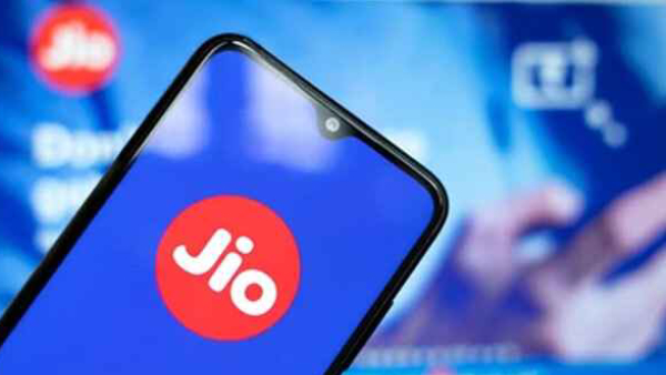 ஒரு ரீசார்ஜ் போதும்.. 3 மாத வேலிடிட்டி.. அட்டகாசம் பண்ணும் ஜியோ..