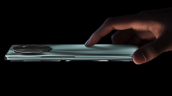 இந்த 5G Phone-ஐ மொத்த ஊரும் ஆர்டர் போடுது.. என்ன மாடல்?