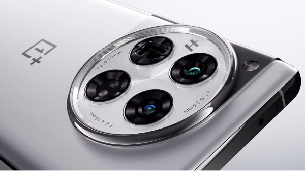 2024 மிரளப்போகுது.. 24GB ரேம்.. QHD டிஸ்பிளே.. 64MP டெலி.. எந்த போன்?