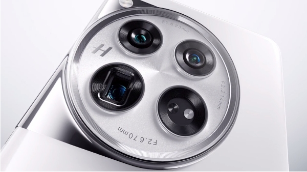 2024 மிரளப்போகுது.. 24GB ரேம்.. QHD டிஸ்பிளே.. 64MP டெலி.. எந்த போன்?