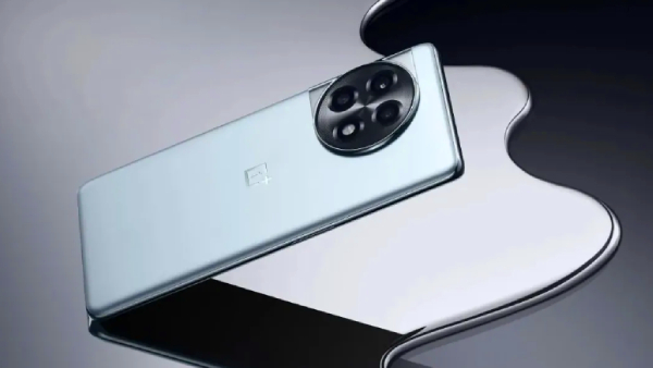 100W சார்ஜிங்.. 50MP கேமரா.. களமிறங்கும் புதிய OnePlus போன்.. 