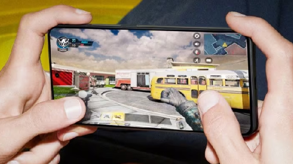 OnePlus 12, OnePlus 12R இல்லாம 3-வது ஒன்பிளஸ் போன் அறிமுகத்திற்கு ரெடி