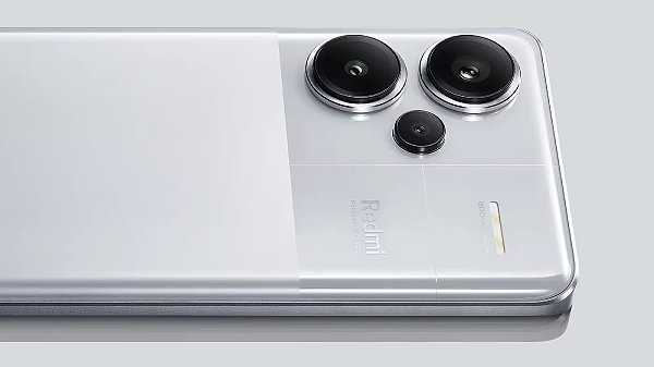 OnePlus 12 க்கு போட்டியாக 2 சீன நிறுவனங்களின் புதிய ஸ்மார்ட்போன்!