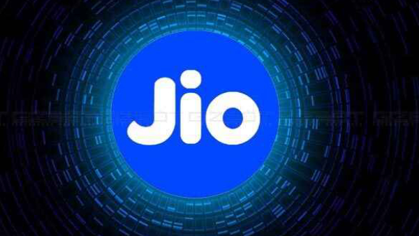 ஒரே ரீசார்ஜ்.. 365 நாட்களுக்கு நோ டென்ஷன்.. தெறிக்கவிடும் ஜியோ..