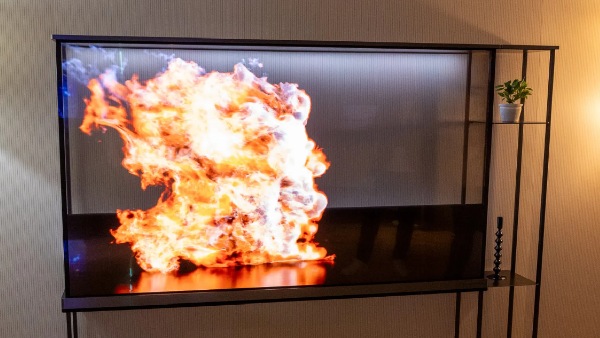 உலகின் முதல் டிரான்ஸ்பரென்ட் TV.. LG ரிலீஸ் செய்யும் புது ஸ்மார்ட்டிவி